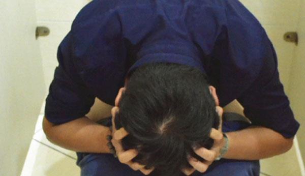 经常大便不成形，放屁多是咋回事？多半和五个原因有关，不妨一看