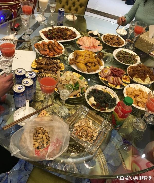 晒晒朋友花200w装修380平新家，光设计费就30w，土就一个字啊！