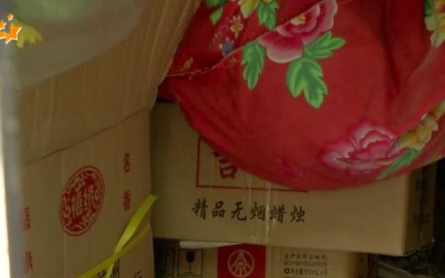 租客租房子做这事，房东吓坏了，急忙解约...