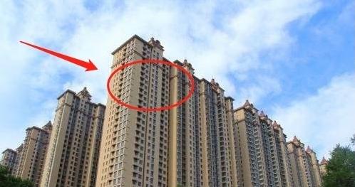 买房子，＂边户房＂还是＂中间房＂好内行人一句提醒，庆幸买对