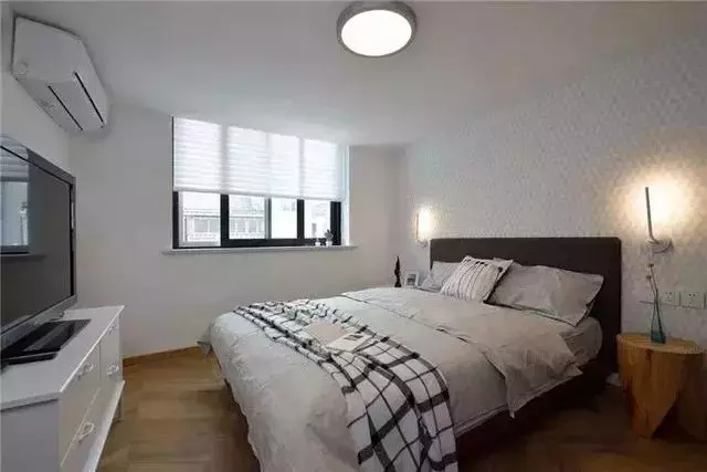 买80㎡顶楼被同事嘲笑, 看到我家大阳台改花园餐厅, 经常来串门!