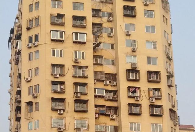 10年后，住房关心的问题不是价格，而是要面对3大难题，个个戳心