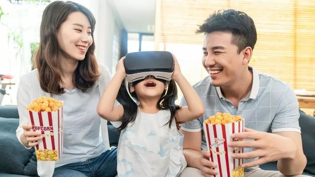 这是什么神仙楼盘？有山有湖有地铁！有天有地还有狗