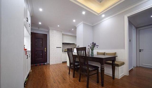 我和狗狗超级喜欢这个家，特别是有这样的一个阳台！