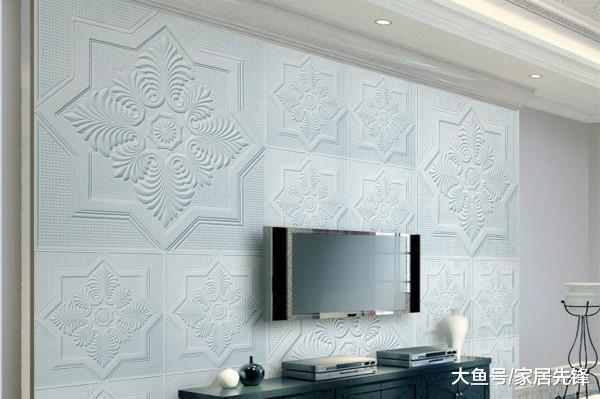客厅万万不要装传统电视墙了，如今都流行这样装，后悔家里装错了
