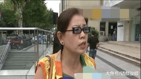 女子用了15年的联通号码突然没信号，联通公司：已经卖给别人了！