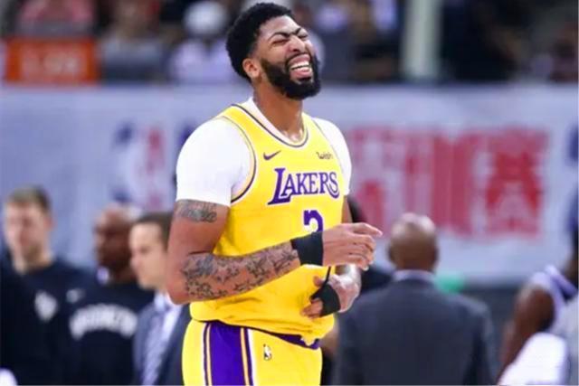 不幸中的万幸！浓眉伤情更新，缺席湖勇对决，主帅沃格尔送两喜讯