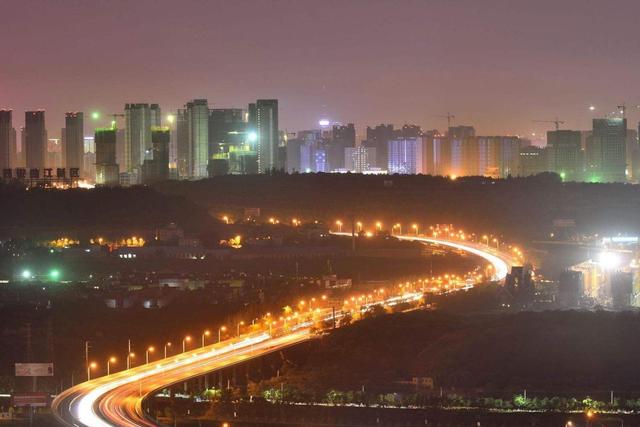 2019年后房企之间的竞争更加激烈，部分房企率先打起价格战