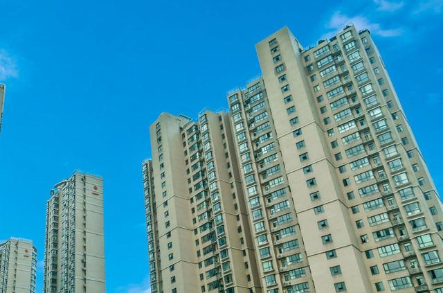 未来10年后，这3大趋势不可避免，买房往这类城市买很难亏