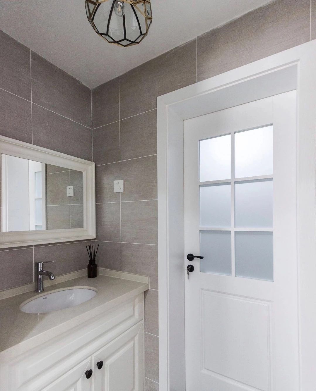 蓝色背景墙超漂亮，每一处都透着优雅~