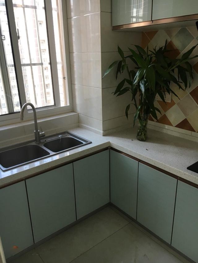 忙活三个月装修完工，终于给女儿真正的新房，电视墙漂亮极了晒晒