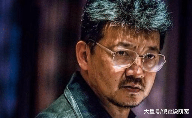 什么叫真正的演员？被认为是电影中插播的新闻，演技实在太高
