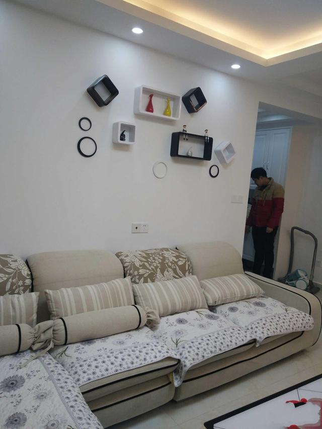 赶在年底把新房装修好, 78平不带家电花了10万, 通风2个月再入住