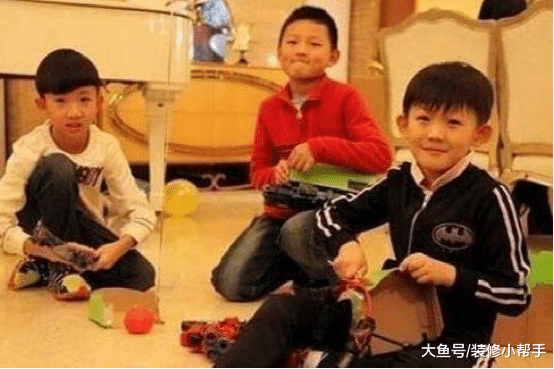 演员杨志刚的家，内部设计很温馨，在家也是一个好男人