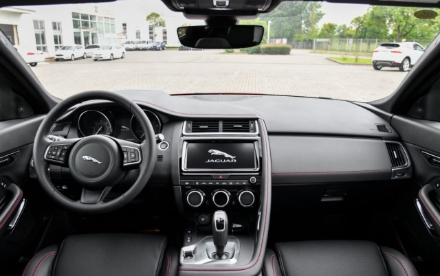 最自信的豪车！28万降到19.73万，2.0T+9AT还配四驱！