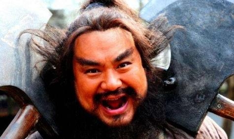 宋江能稳坐第一把交椅，多亏了他，梁山好汉都害怕他，不是卢俊义