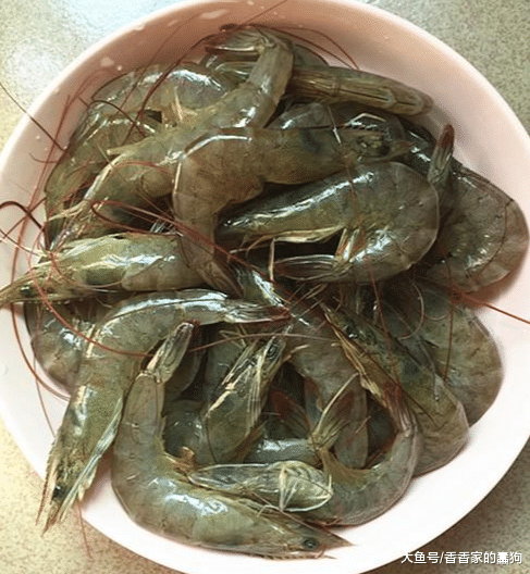 麻辣藕片虾的做法