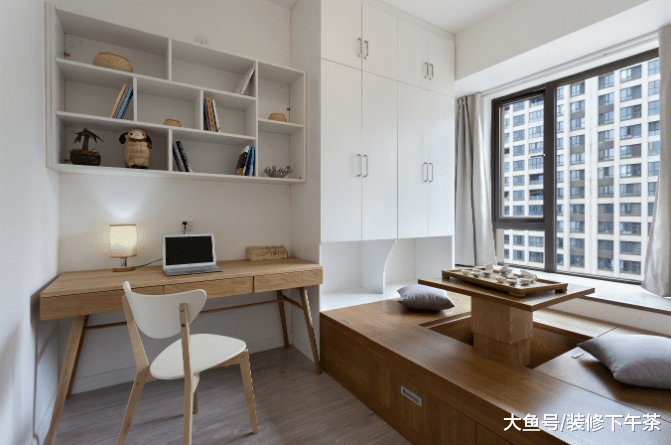 越来越多人家里不铺瓷砖了，都流行做这种，太聪明了！