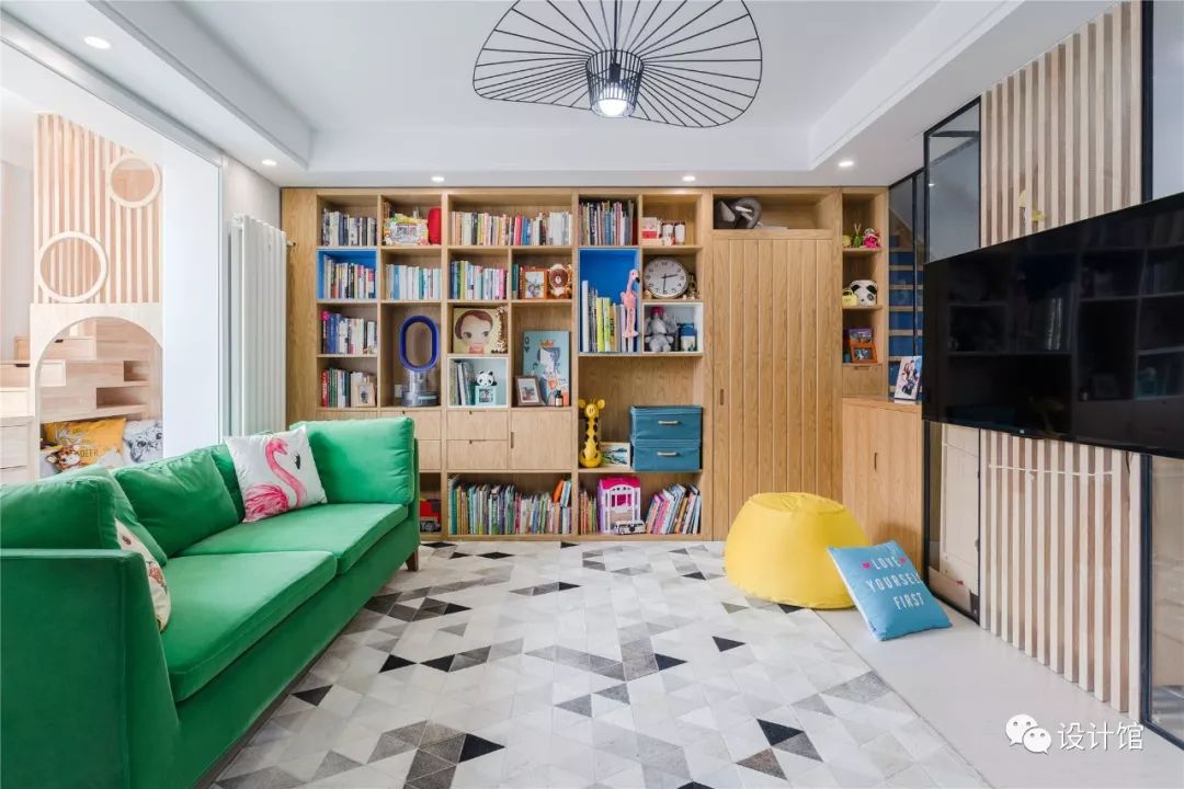 128㎡简约复式，就因阳台改成滑滑梯，邻家孩子来了都不肯走了