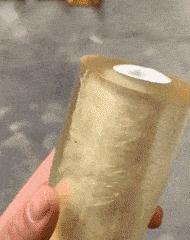 爆笑GIF图：姑娘，你这是要是能穿上我就服了，彻底服了