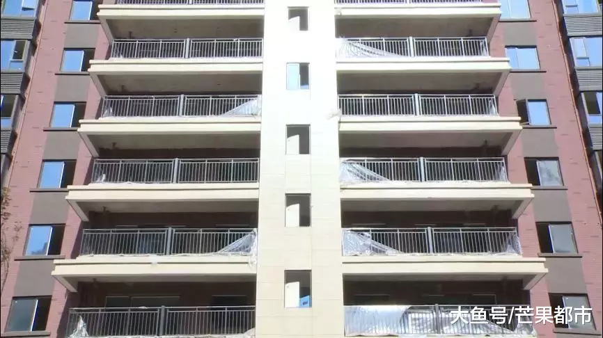 凭什么？小区业主钥匙要给物业一把？！开发商：不提供损失自负