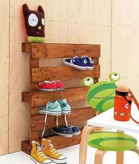 外国人的奇葩鞋子收纳技术，老婆看了表示要买多两双鞋！