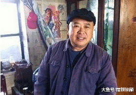 被趙本山捧紅卻始終不拜師，娶小29歲嫩妻還當導演，狂秀恩愛！