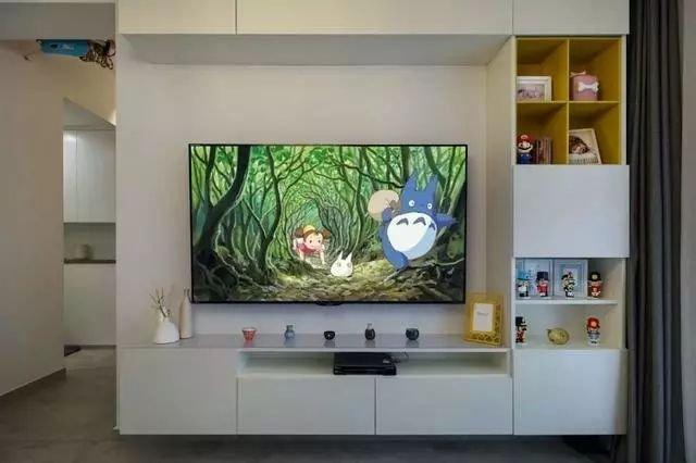 客餐厅地面通铺水泥砖，过道可以荡秋千，朋友说没见过这样的！