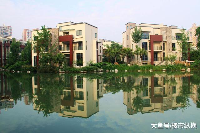 买一个车位，却只能停一辆车，法院如何判？这次物业无话可说了