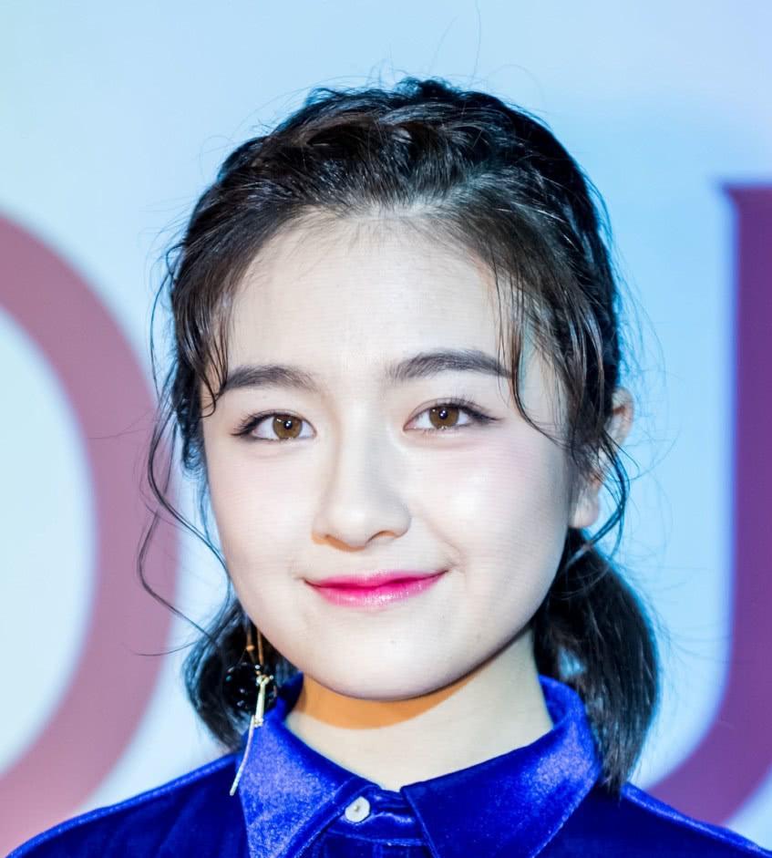 李兰迪长相清秀，演技更是可圈可点，得到圈内的高度赞扬