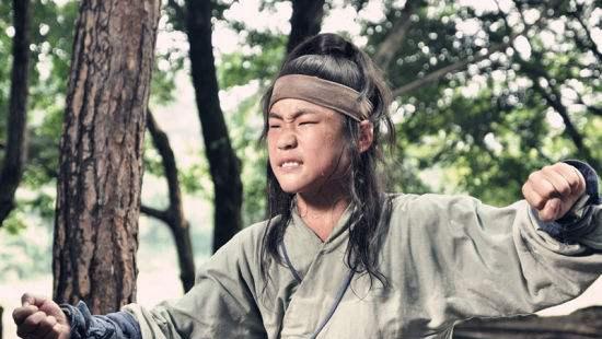唐朝女性为了凉爽发明了一个神器，却一直被禁止，你知道是什么吗