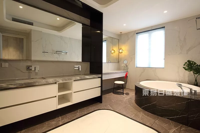 蓝色才是轻奢的味道 #130㎡都市轻奢