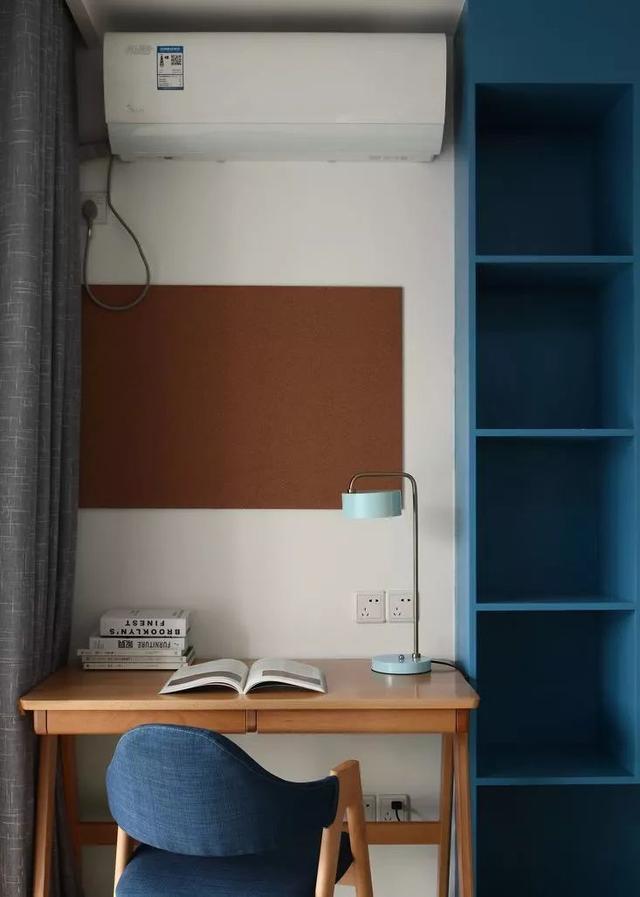 家里没有书房？其实阳台就是个不错的地方