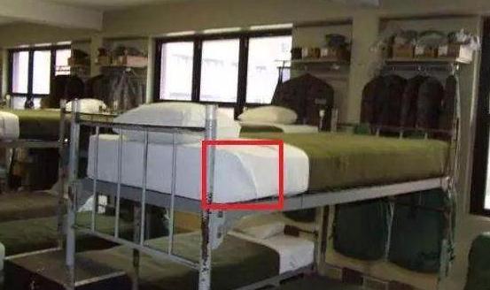 世界各国军人叠被子比较，远超你的想象