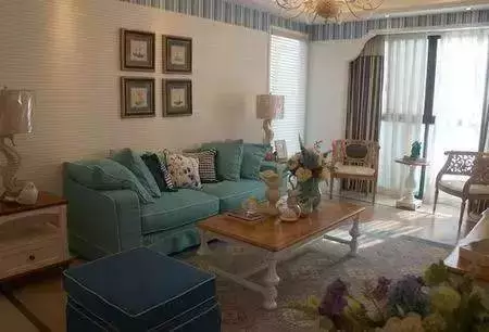 阳台与客厅相连要这样装，否则，装错毁阳台！