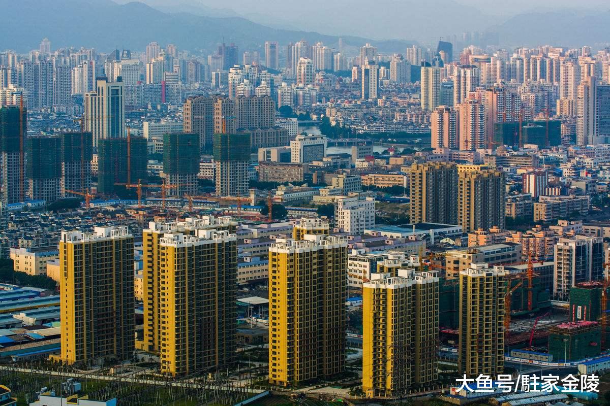 十年后，“房奴”有了属于自己的房屋，哪那些没有购房的人怎么样了？