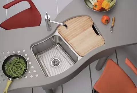 厨房完美水槽攻略，安装方式及优缺点，一口气全都告诉你！