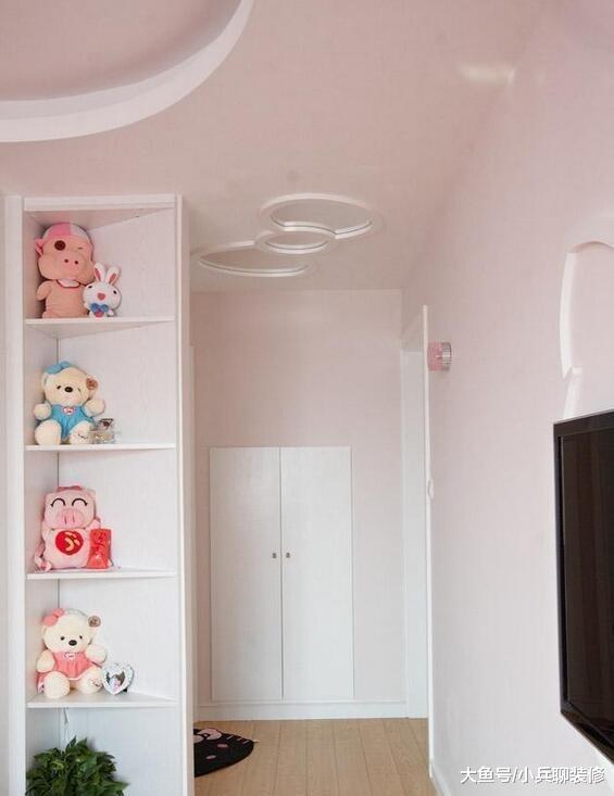 婆婆为我打造hellokitty婚房，温馨别致，客厅吊顶赌你们没见过！