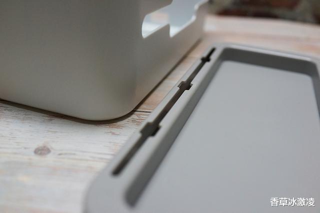 告别杂乱，井井有条：奥睿科一体式收纳盒排插评测