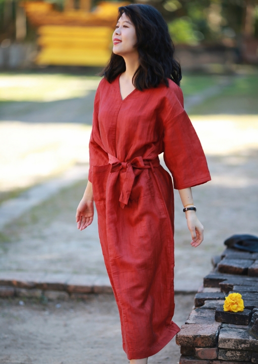 不管女人美不美，都要打扮，今年流行这四个色，你适合哪款呢？