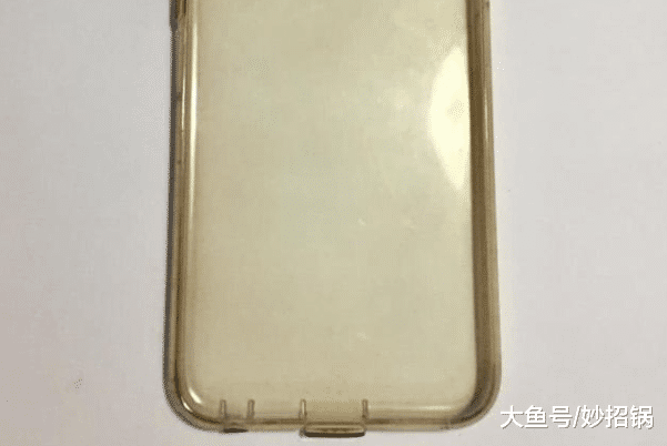 手机套发黄了怎么办(手机套发黄了怎么处理)