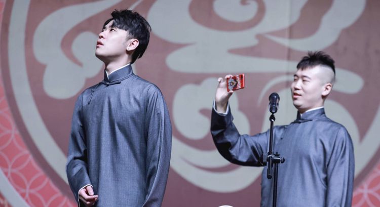 张云雷2004年还在登台，2011年回归，无论多久放不下的还是相声