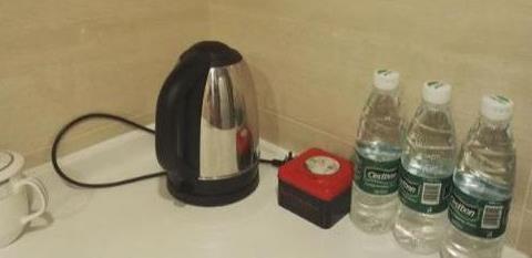 不管宾馆多上档次，在外过夜一定要带这些“隔脏神器”，尤其是女人