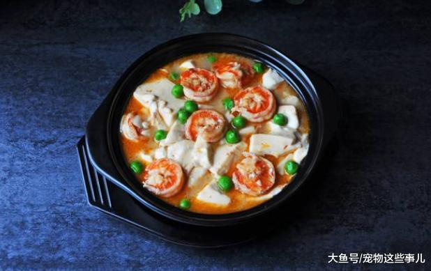 非常适合盖饭吃的菜肴，好吃美味很下饭，Q弹的虾肉，嫩滑的豆腐