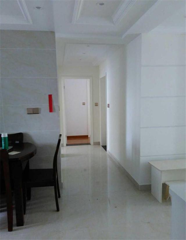 婆婆花20w为我们装修的新房，感觉不值这个价，10万还差不多