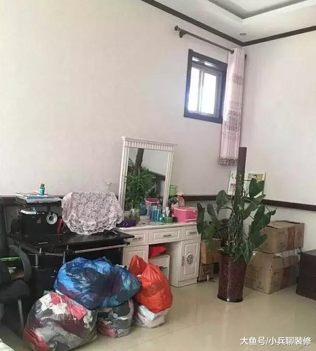 晒晒农村婚房，结婚3年才住30天，最不能接受的就是厕所！