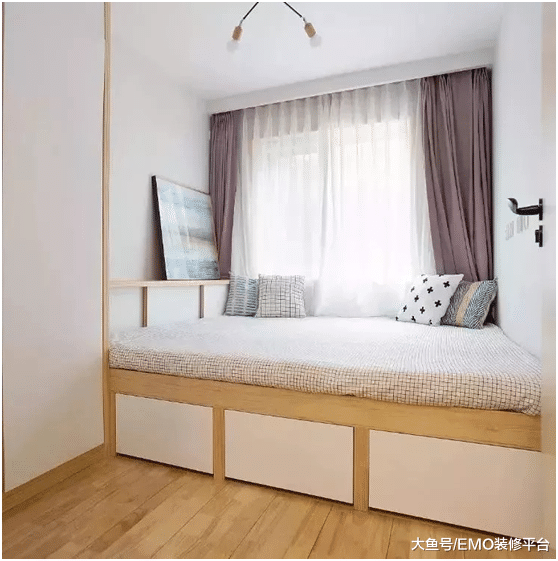 飘窗空着太浪费, 不如这样做, 朋友来了羡慕不已