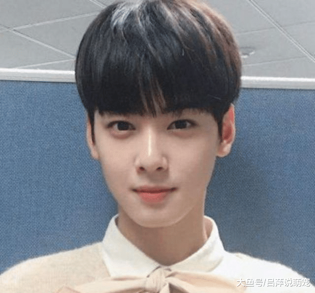 12星座男害怕失去你的举动? 女友请你别生气, 他们都真心爱你!