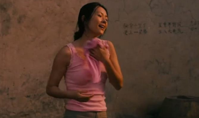 章子怡|章子怡“沐浴戏”显实力,终于知道“国际章”的名号是如何来的了