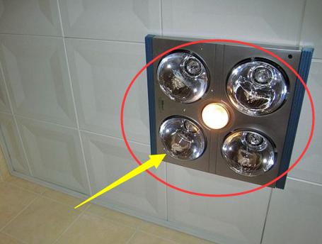 为什么有钱人卫生间都不装灯暖浴霸？听师傅一分析，后悔买错了